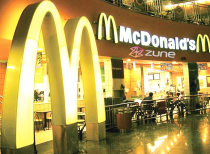 實(shí)例解析|實(shí)用又亮眼的店招設(shè)計(jì)就該這么做！