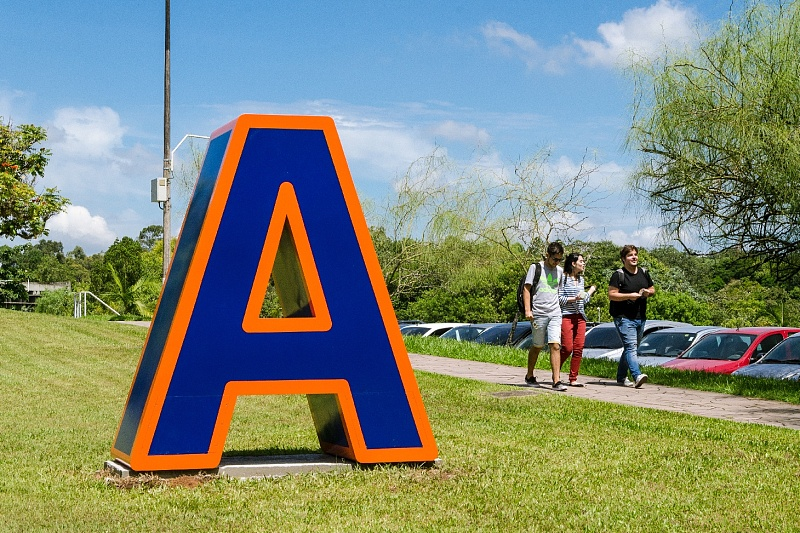 校園標(biāo)識牌系統(tǒng)的四大作用，看到就是賺到！
