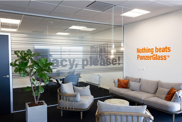 公司的辦公室標(biāo)識牌要怎么設(shè)計呢？