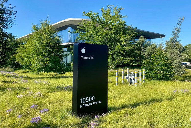 全球十大之一的建筑事務(wù)所設(shè)計的蘋果公園 | 蘋果公園高端導(dǎo)視設(shè)計該如何匹配？