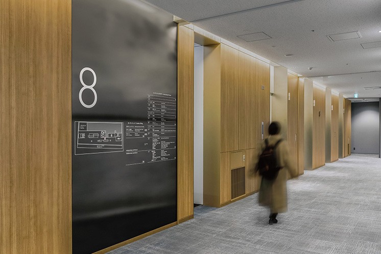 東京國際大學(xué)|用導(dǎo)視設(shè)計連接100多個國家